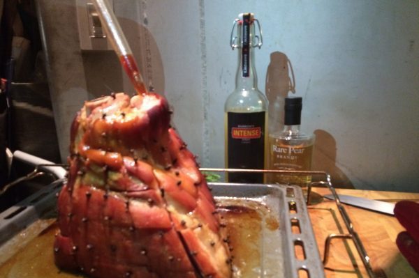 Intense Ginger Pear Glazed Ham | Barrow's Intense Recipes