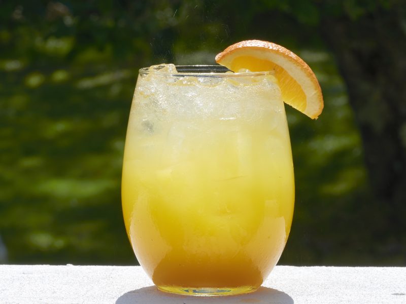 Barrow's Intense OMG Spritz | Barrow's Intense Ginger Liqueur OMG Spritz